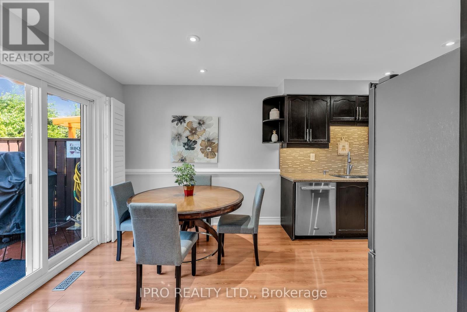 155 Bighorn Crescent, Brampton (Sandringham-Wellington), Ontario  L6R 1G1 - Photo 10 - W9045696