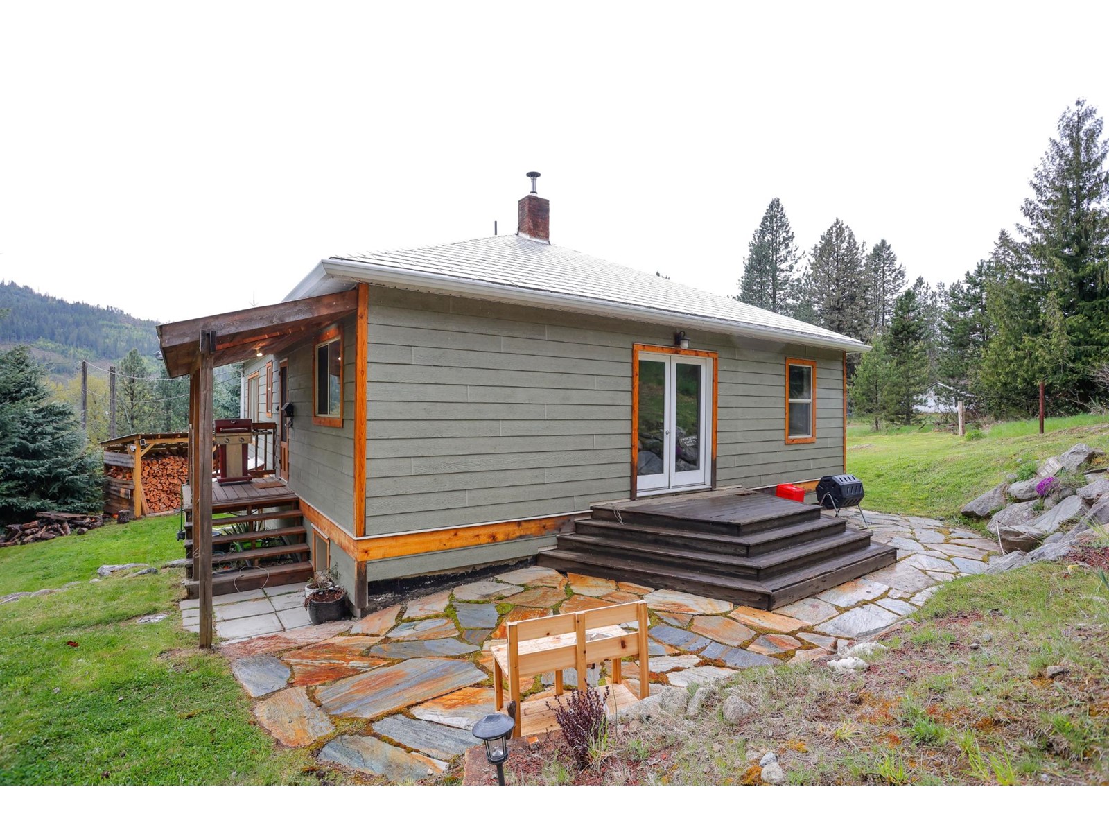 4092 Bonnington Road, Bonnington, British Columbia  V0G 2G3 - Photo 2 - 2478510