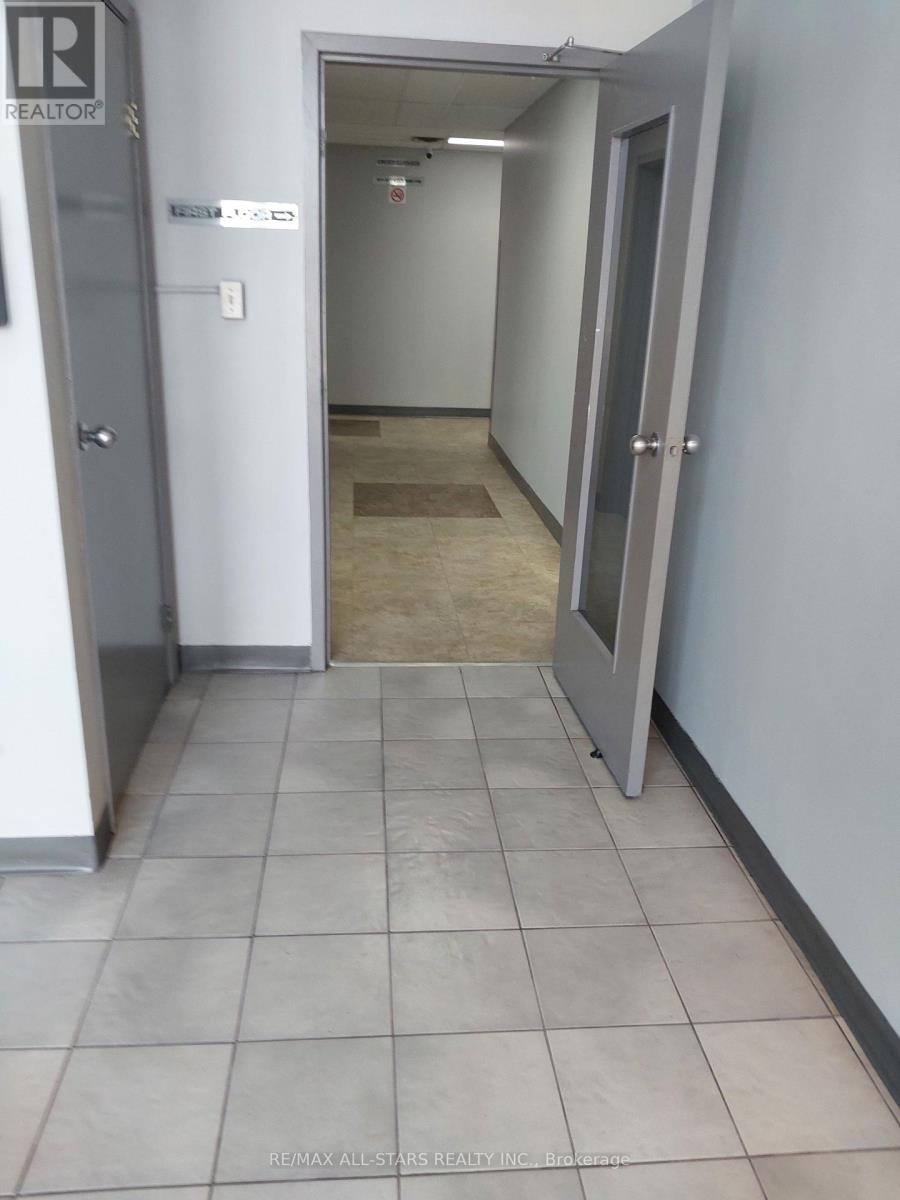 Property at 113 - 1450 O'CONNOR DRIVE image 2