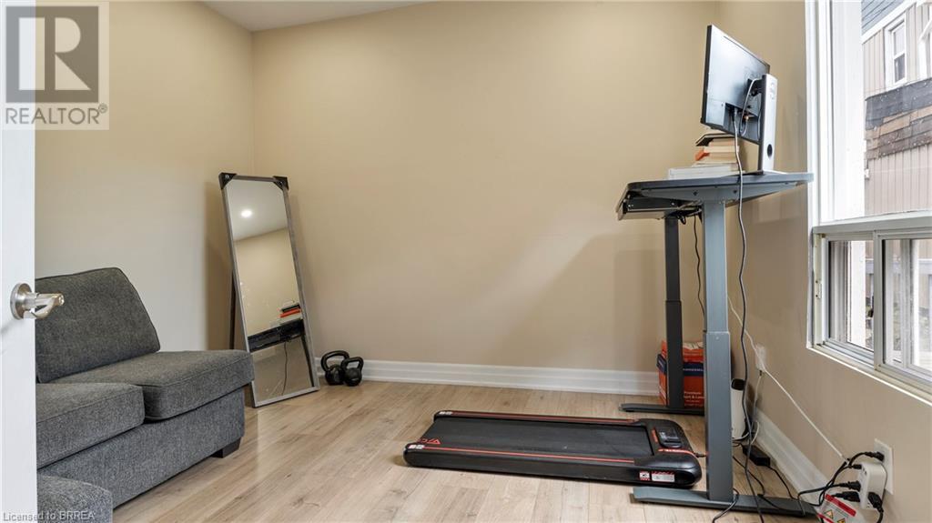 33 Highland Avenue, Hamilton, Ontario  L8L 1Y8 - Photo 11 - 40619633