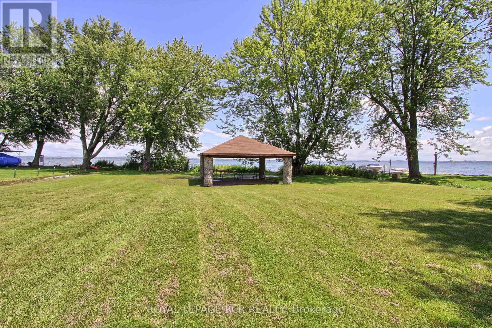 228 Bayshore Road E, Innisfil, Ontario  L0L 1K0 - Photo 40 - N9046343
