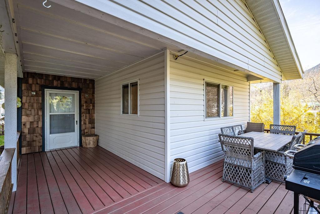 235 B Avenue, Kaslo, British Columbia  V0G 1M0 - Photo 11 - 2478465