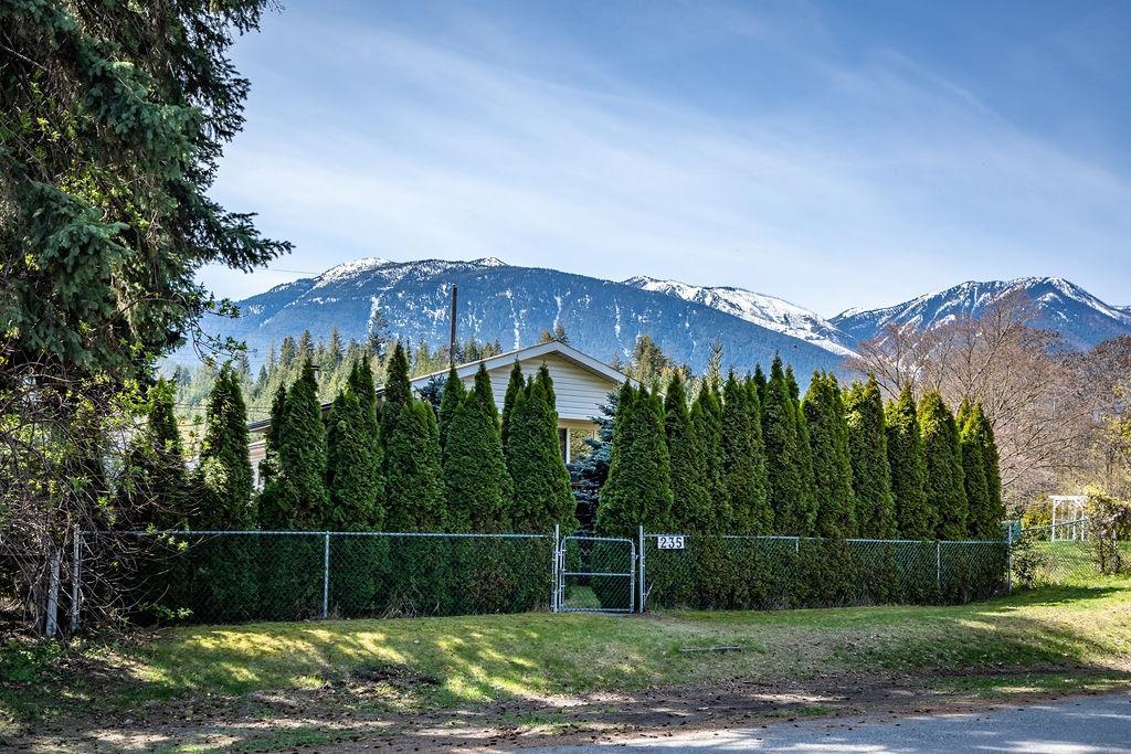 235 B Avenue, Kaslo, British Columbia  V0G 1M0 - Photo 6 - 2478465