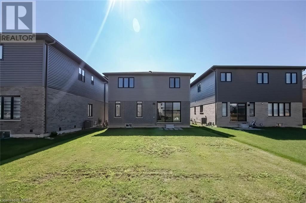 4 Whitton Dr Drive, Brantford, Ontario  N3T 5L5 - Photo 40 - 40622700