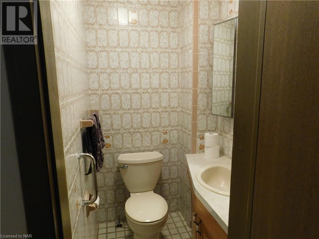 3004 Cullimore Avenue, Niagara Falls, Ontario  L2J 2S8 - Photo 13 - 40622518