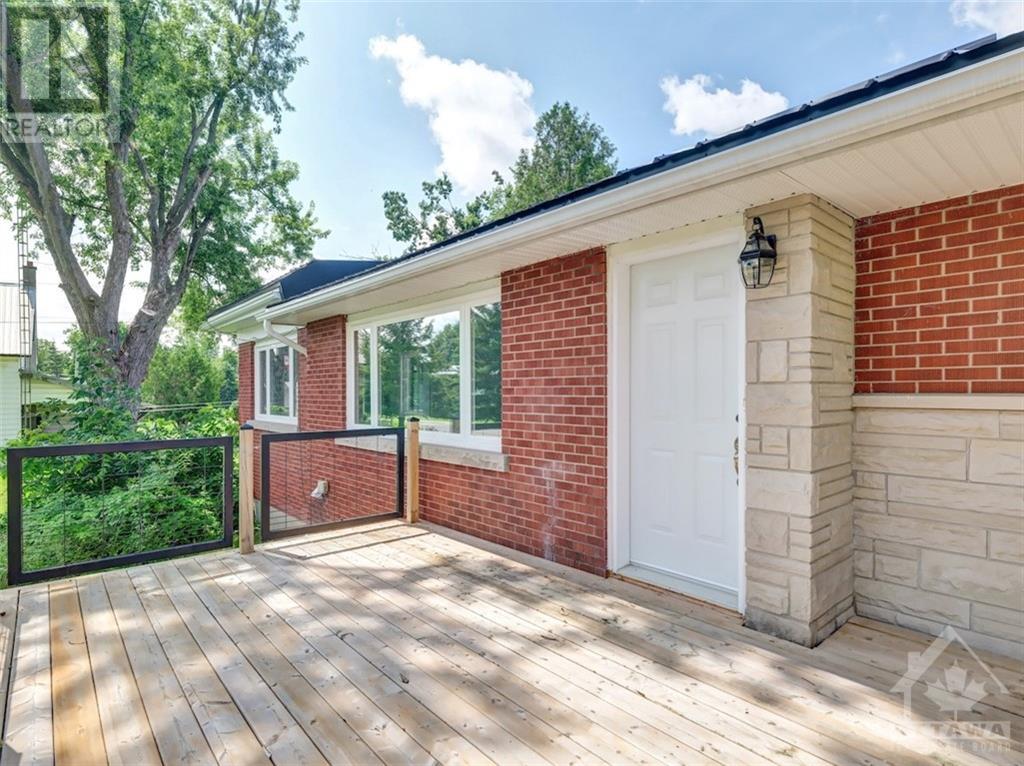 8692 Bank Street, Ottawa, Ontario  K0A 3J0 - Photo 2 - 1403197