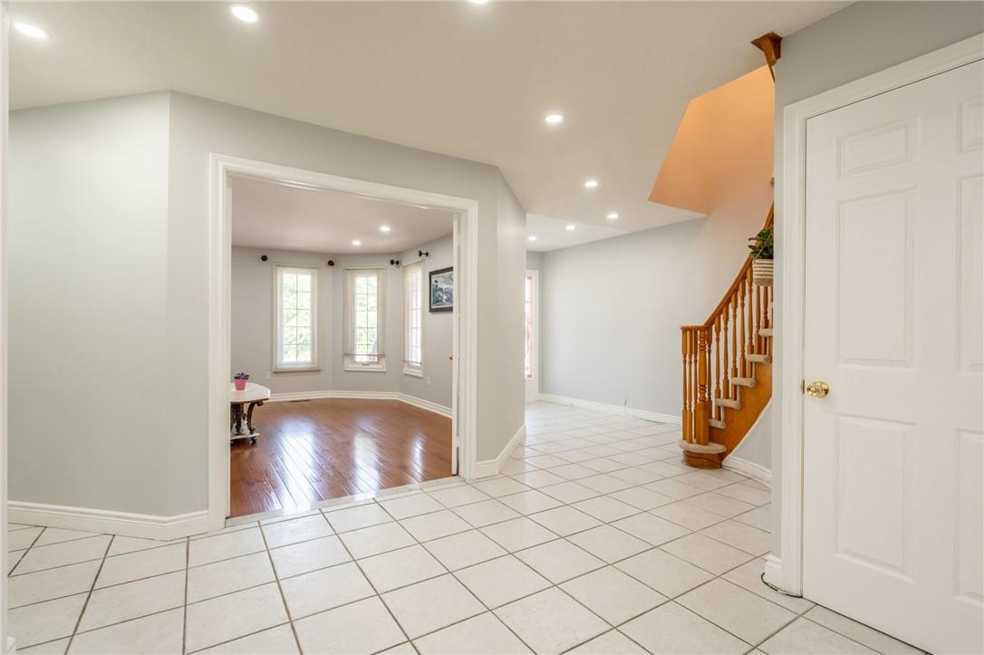 334 Greencedar Drive, Hamilton, Ontario  L8C 7K6 - Photo 4 - H4200740