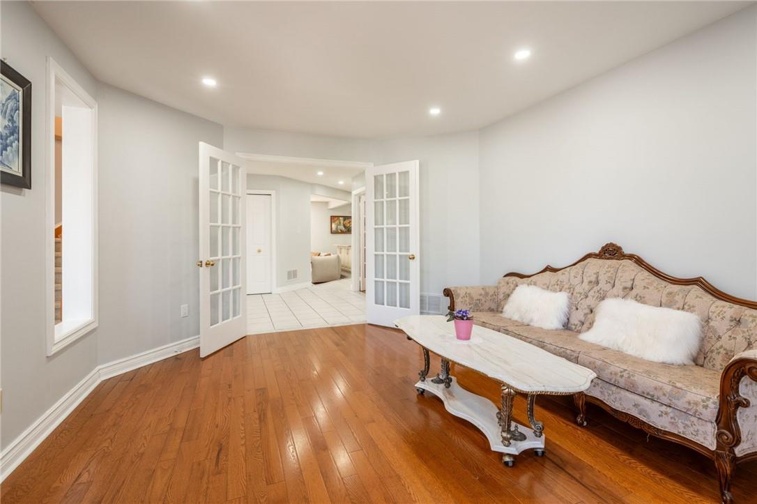 334 Greencedar Drive, Hamilton, Ontario  L8C 7K6 - Photo 6 - H4200740