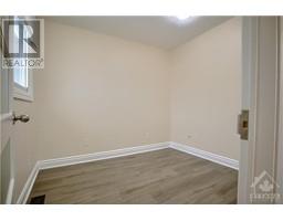 1439 WOODROFFE AVENUE UNIT#4