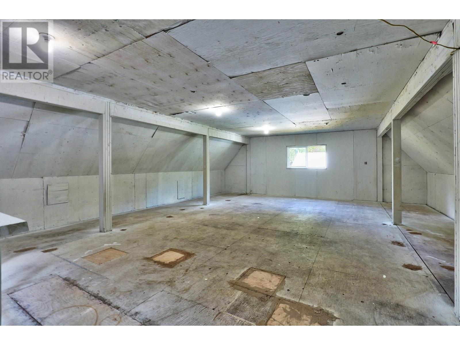 6041 Creekside Road, Barriere, British Columbia  V0E 1E0 - Photo 27 - 179933