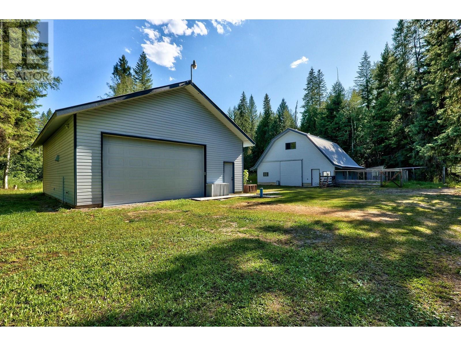 6041 Creekside Road, Barriere, British Columbia  V0E 1E0 - Photo 20 - 179933