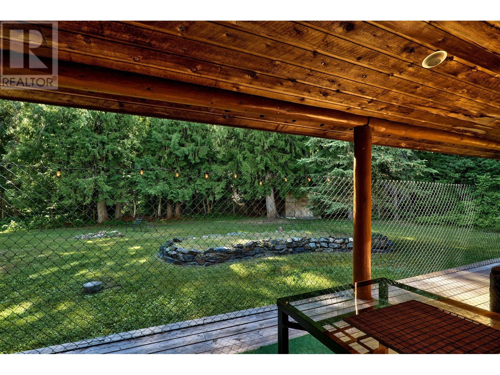 6041 Creekside Road, Barriere, British Columbia  V0E 1E0 - Photo 17 - 179933