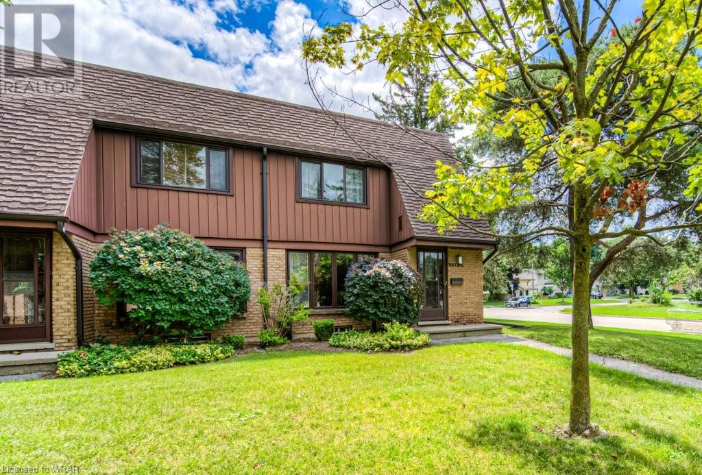126 KINGSWOOD Drive Unit# A, kitchener, Ontario