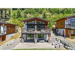 7477 Cottage Way Lake Cowichan, Lake Cowichan, Ca