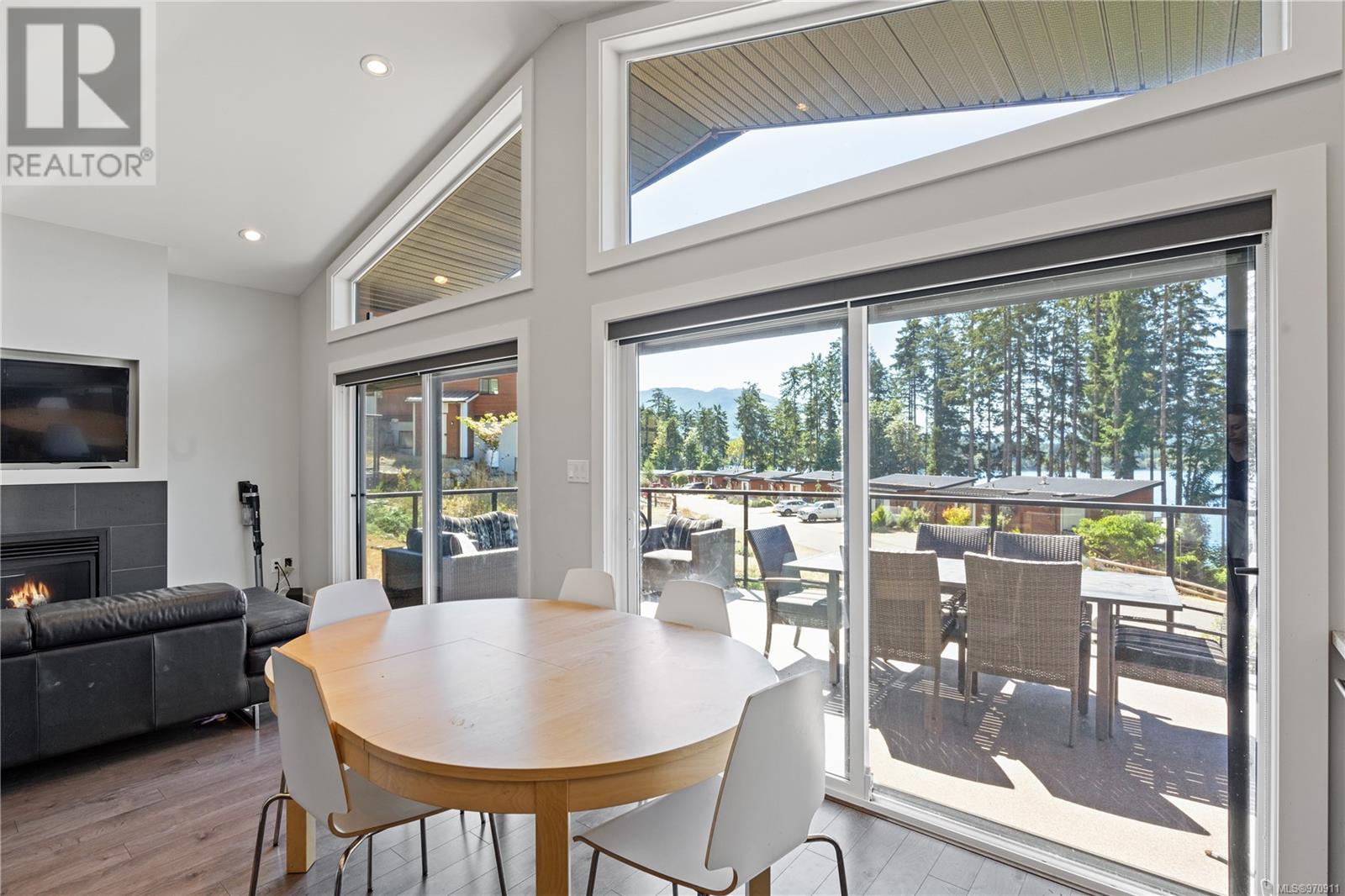 7477 Cottage Way, Lake Cowichan, British Columbia  V0R 2G1 - Photo 4 - 970911
