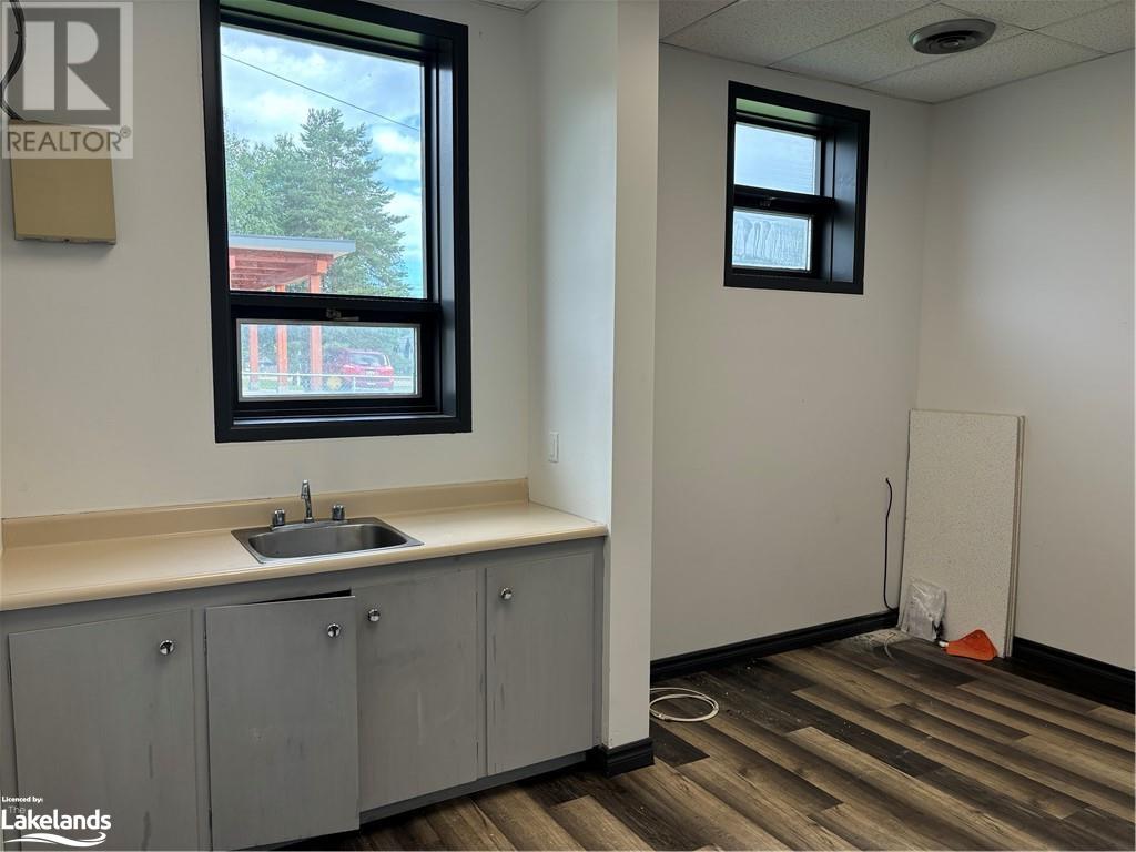 578 King Street Unit# 2, Midland, Ontario  L4R 4P3 - Photo 11 - 40622822