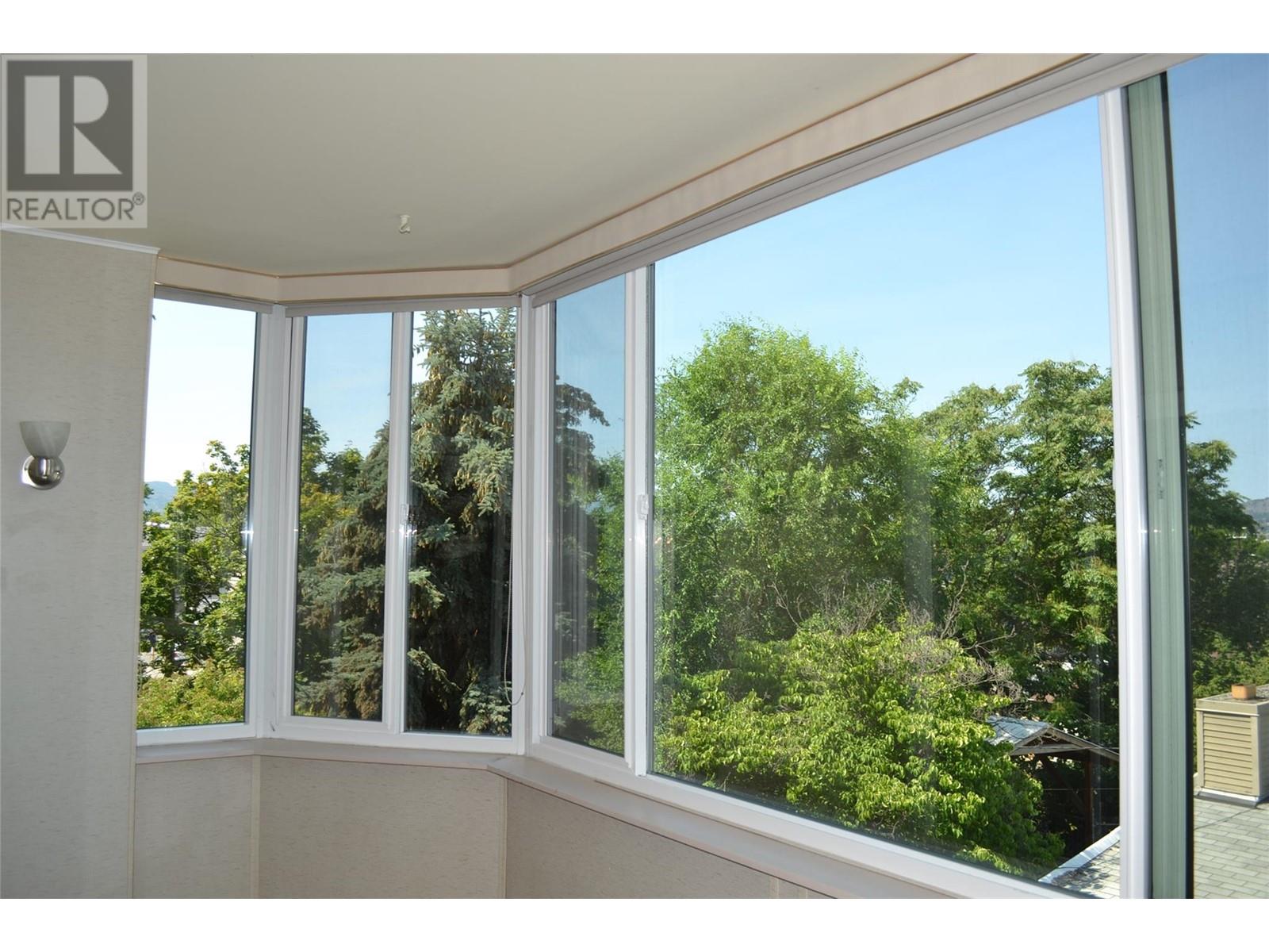 Property at 1170 Brookside Avenue Unit# 204 image 3