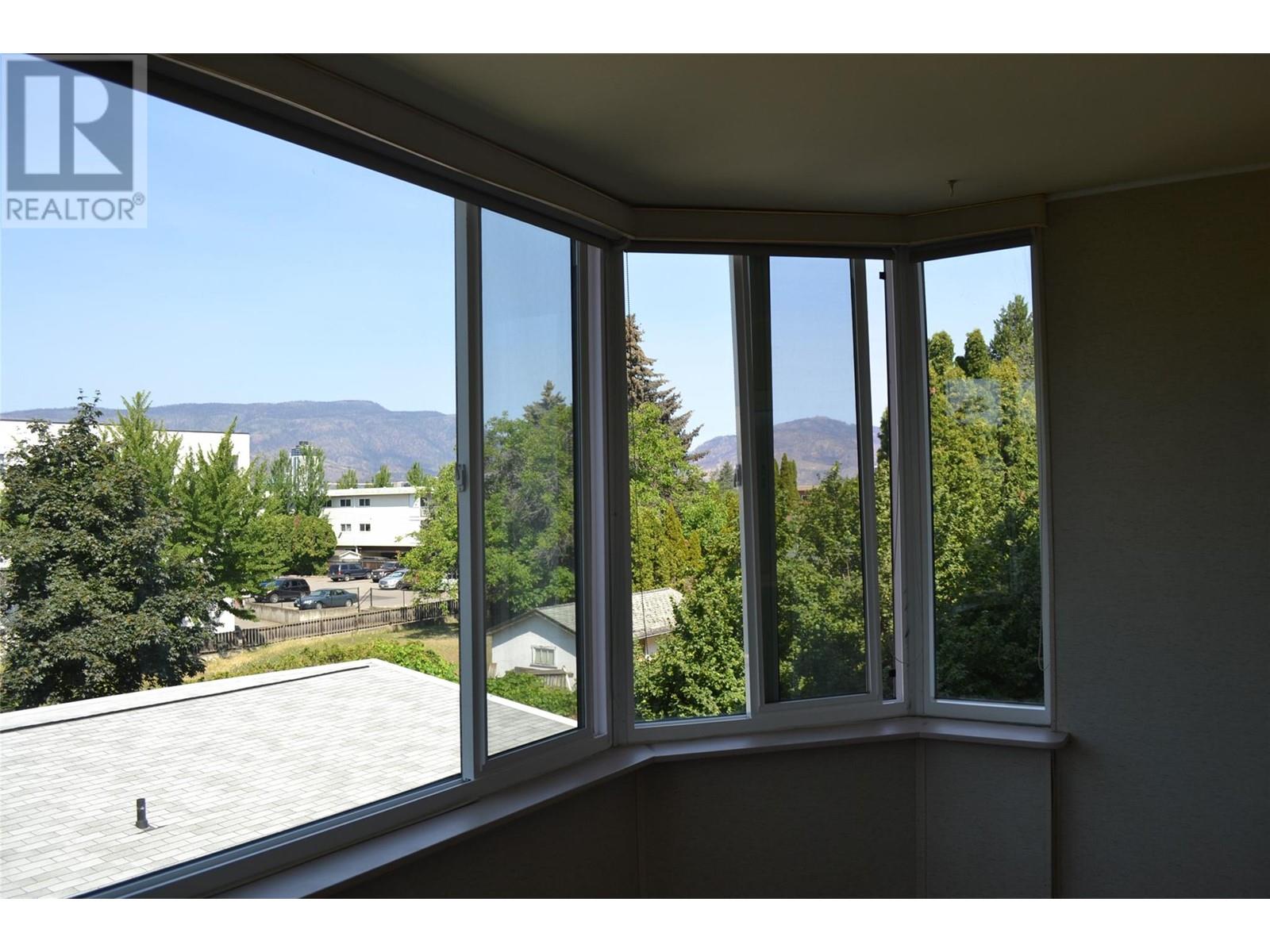 Property at 1170 Brookside Avenue Unit# 204 image 4