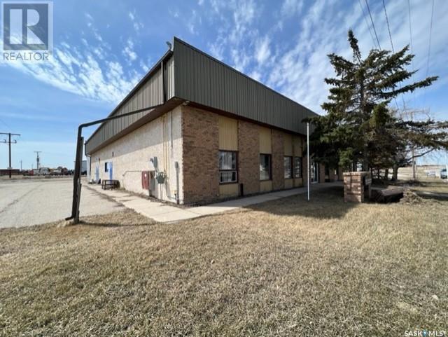 799 1st Avenue E, Melville, Saskatchewan  S0A 2P0 - Photo 3 - SK977217