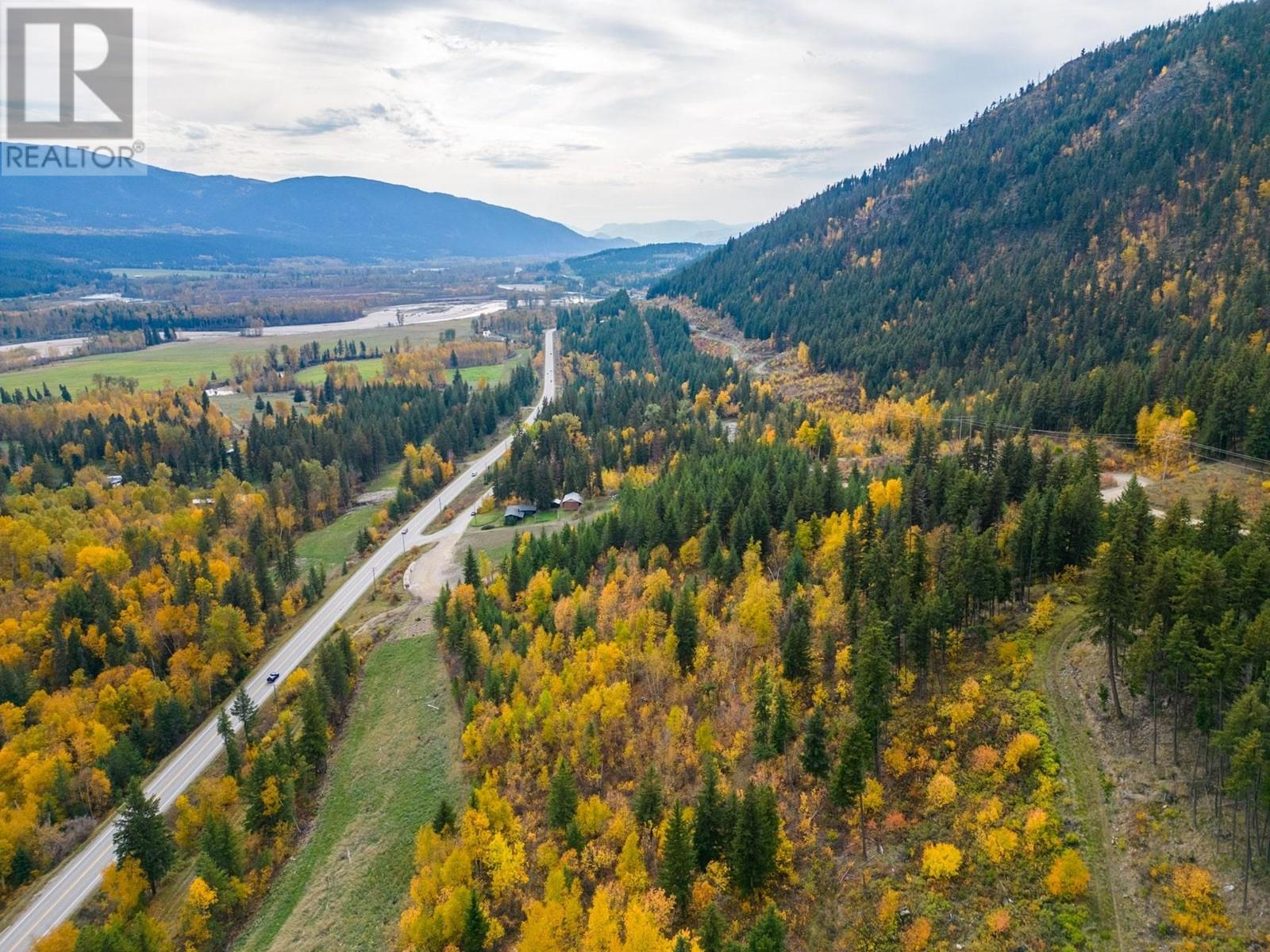 8919 Thuya Creek Rd, Little Fort, British Columbia   - Photo 16 - 179944