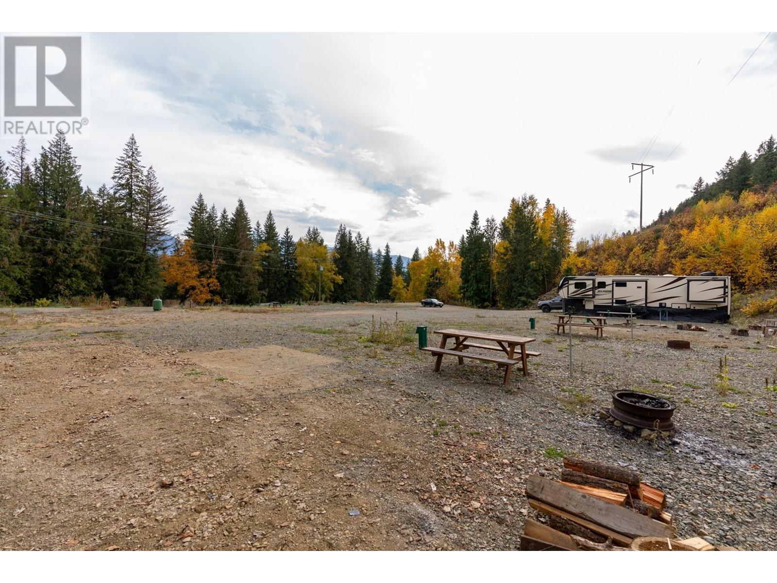 8919 Thuya Creek Rd, Little Fort, British Columbia   - Photo 20 - 179944