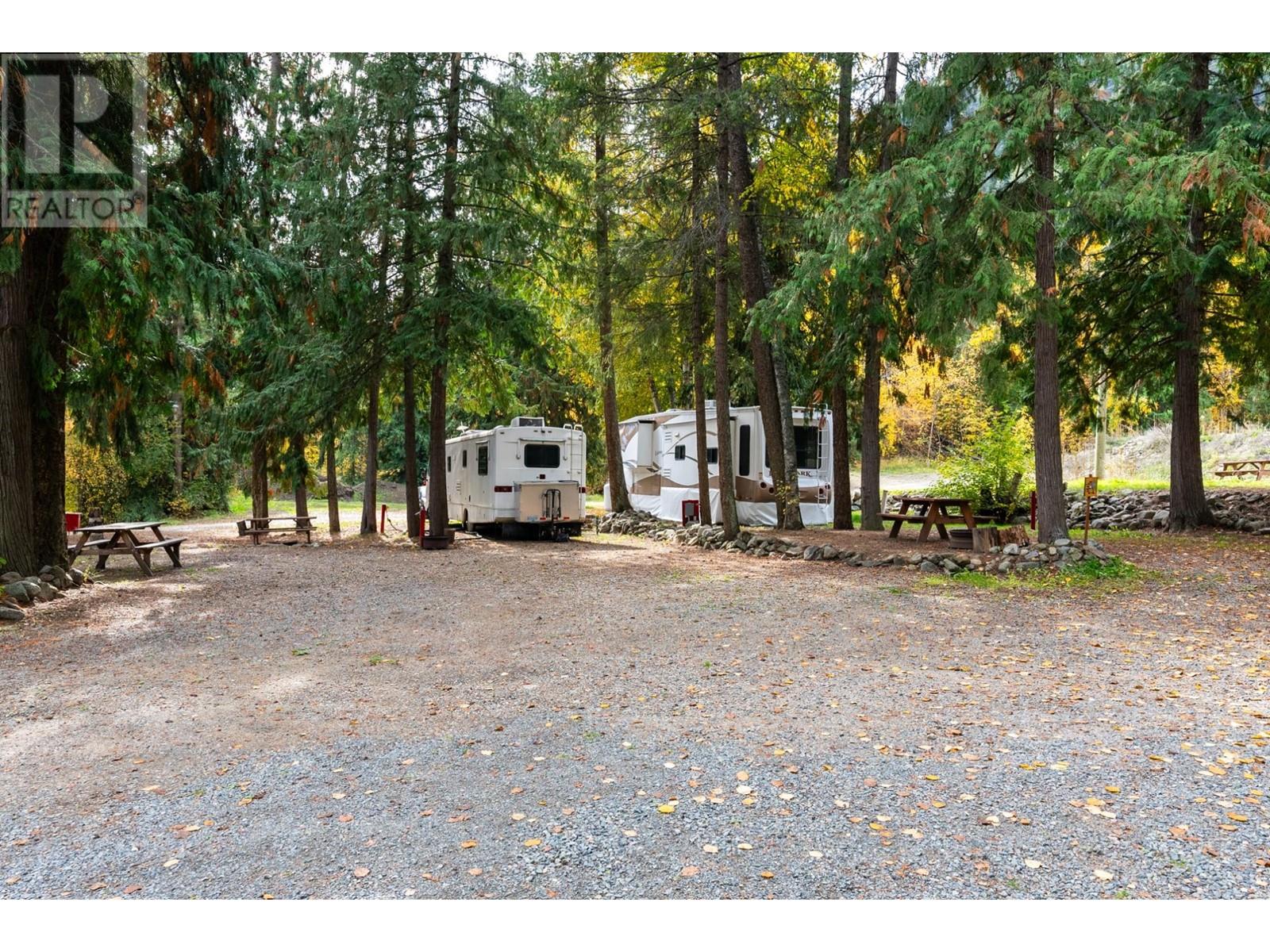 8919 Thuya Creek Rd, Little Fort, British Columbia   - Photo 6 - 179944