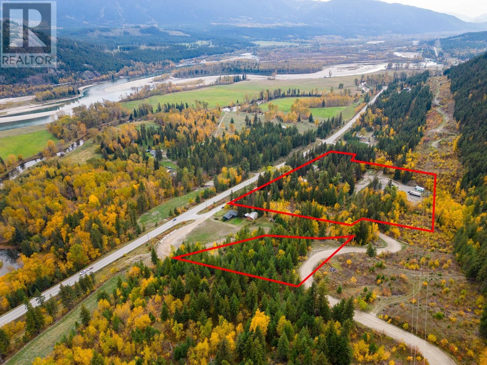 8919 Thuya Creek Rd, Little Fort, British Columbia   - Photo 2 - 179944