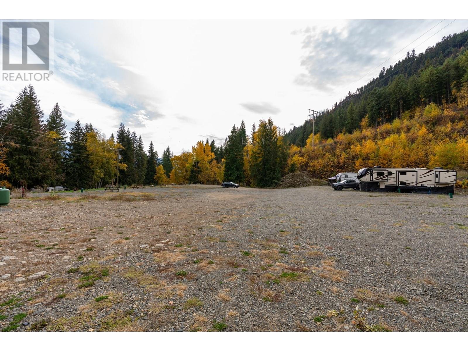 8919 Thuya Creek Rd, Little Fort, British Columbia   - Photo 18 - 179944