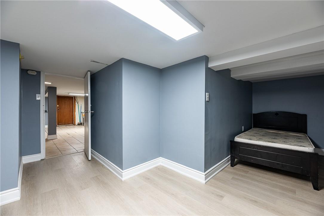 70 Ward Avenue, Hamilton, Ontario  L8S 2E9 - Photo 19 - H4200757