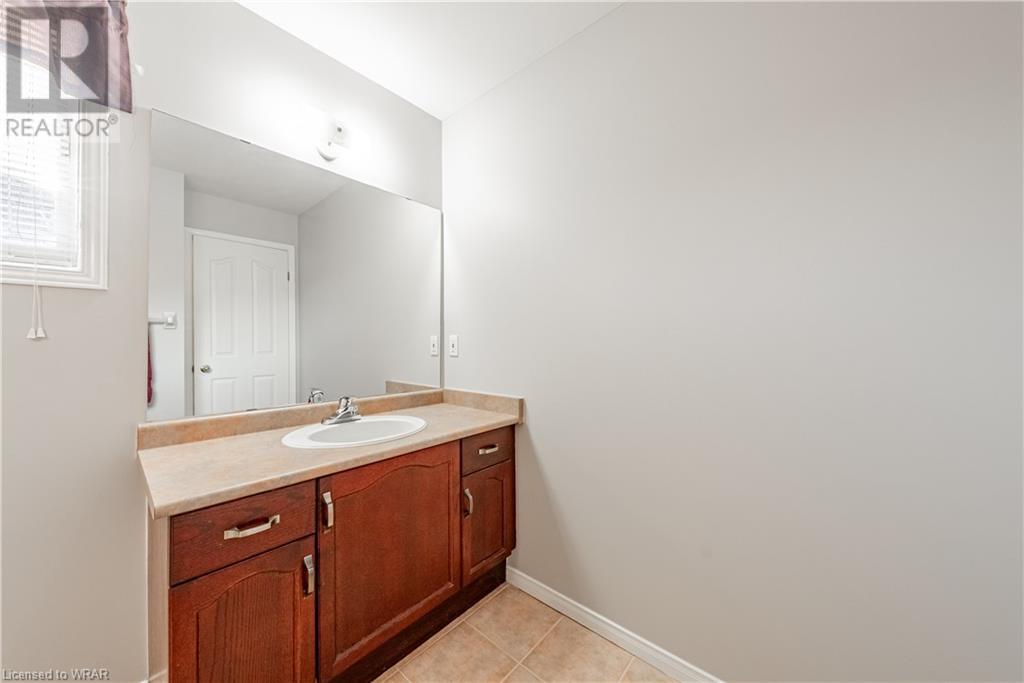 170 Benvenuto Crescent, Hamilton, Ontario  L9B 2J9 - Photo 15 - 40620413