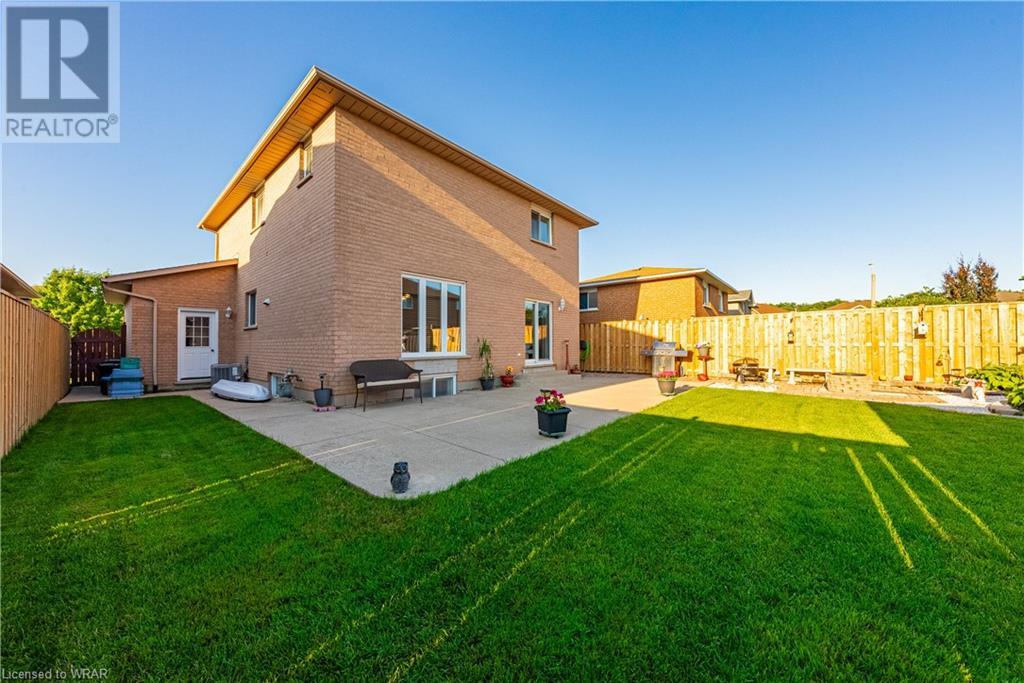 170 Benvenuto Crescent, Hamilton, Ontario  L9B 2J9 - Photo 37 - 40620413