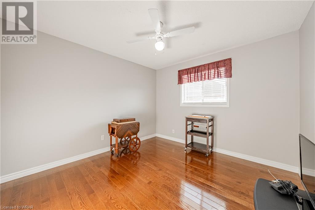 170 Benvenuto Crescent, Hamilton, Ontario  L9B 2J9 - Photo 18 - 40620413