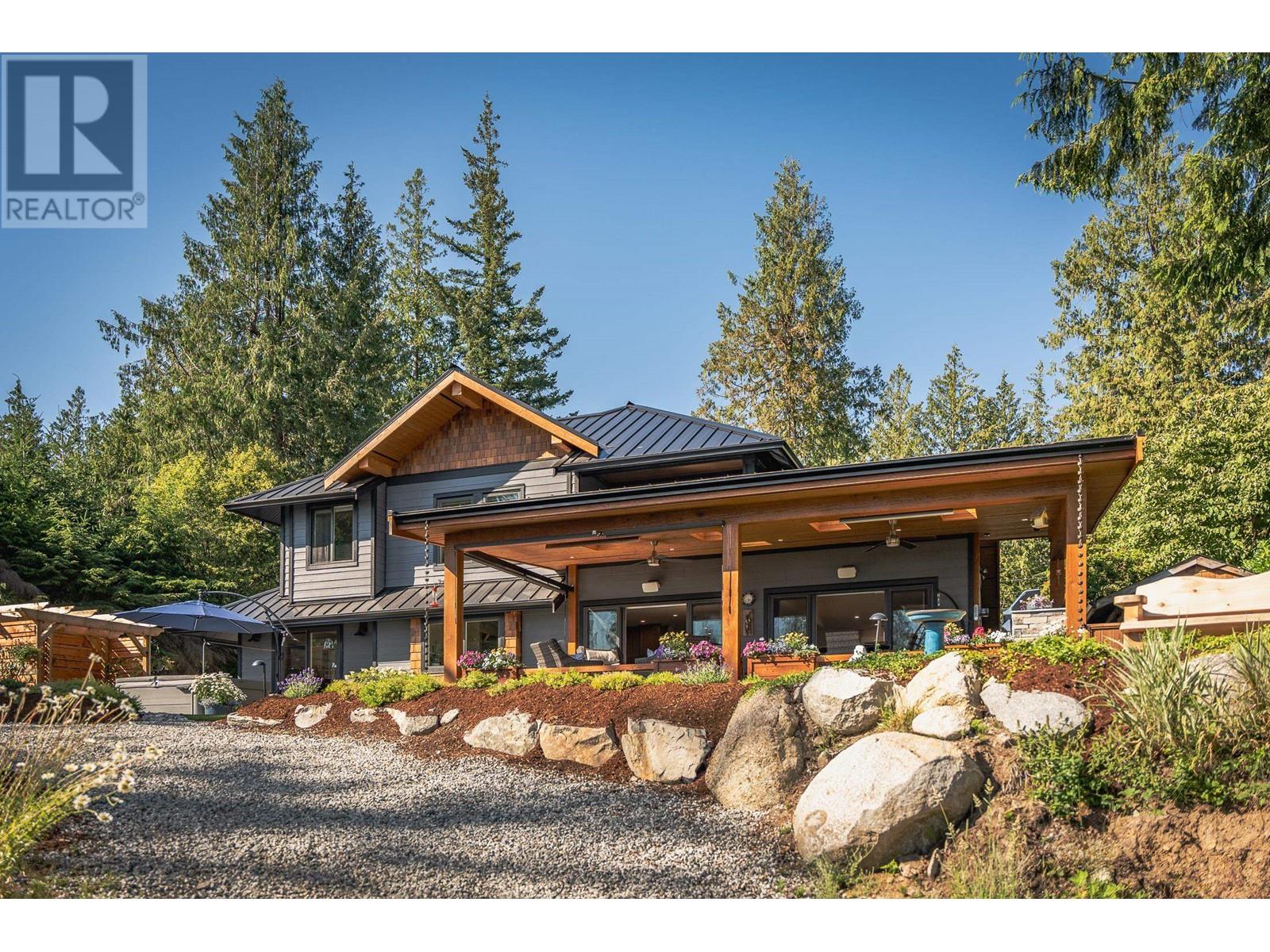 7891-7893 Redrooffs Road, Halfmoon Bay, British Columbia  V7Z 1A4 - Photo 16 - R2907562
