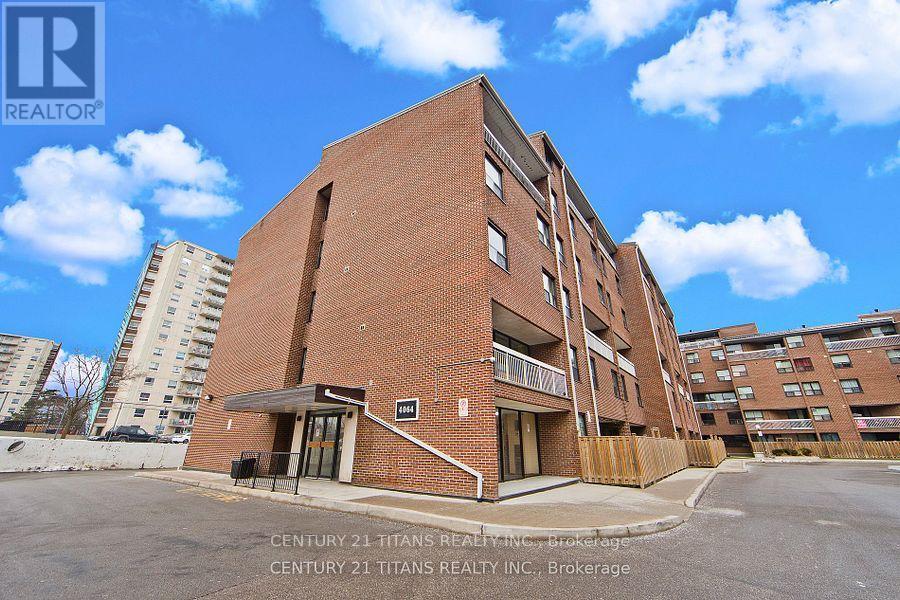 210 - 4064 LAWRENCE AVENUE E, toronto (west hill), Ontario