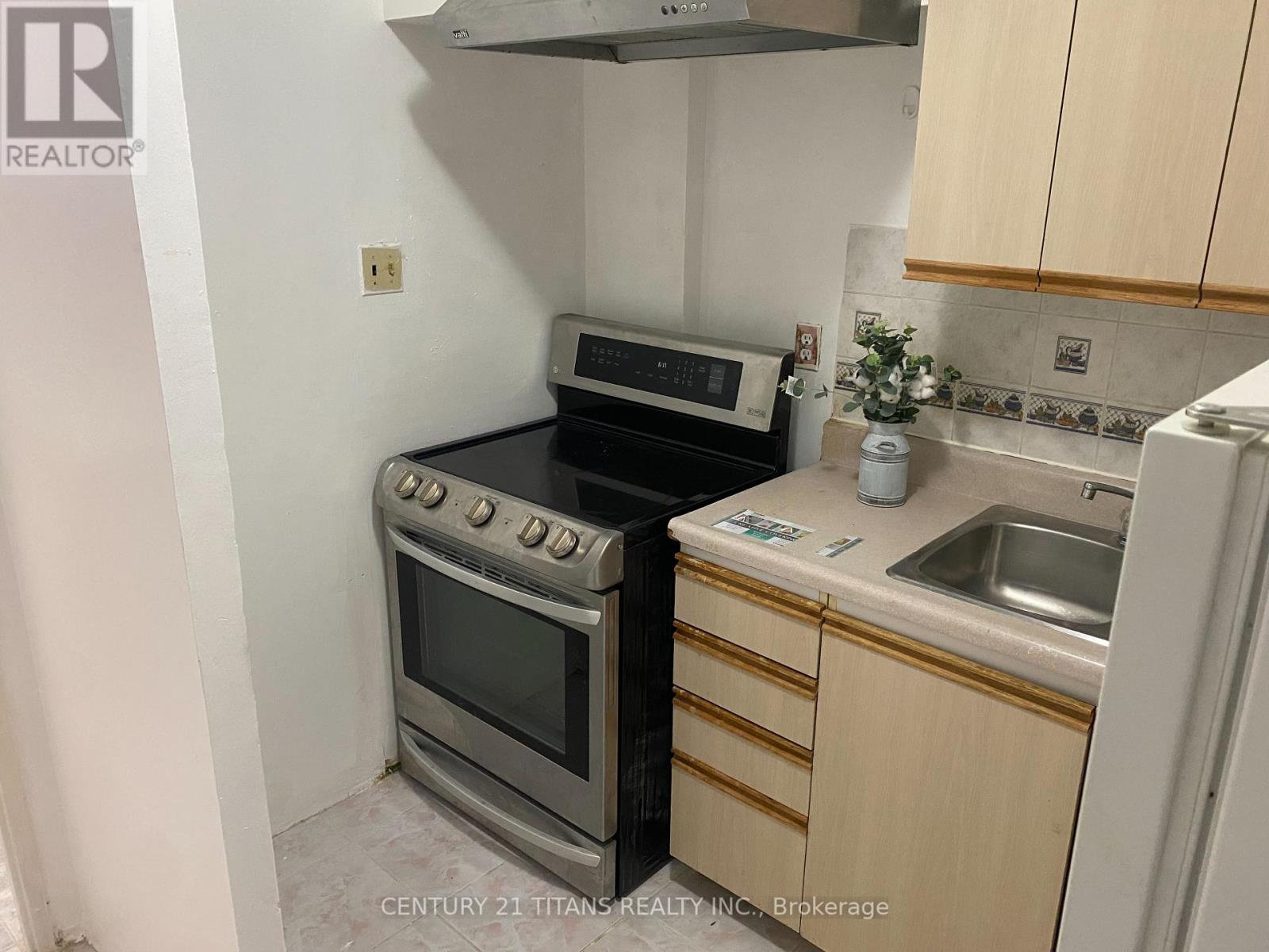 210 - 4064 Lawrence Avenue E, Toronto (West Hill), Ontario  M1E 4V6 - Photo 12 - E9047381