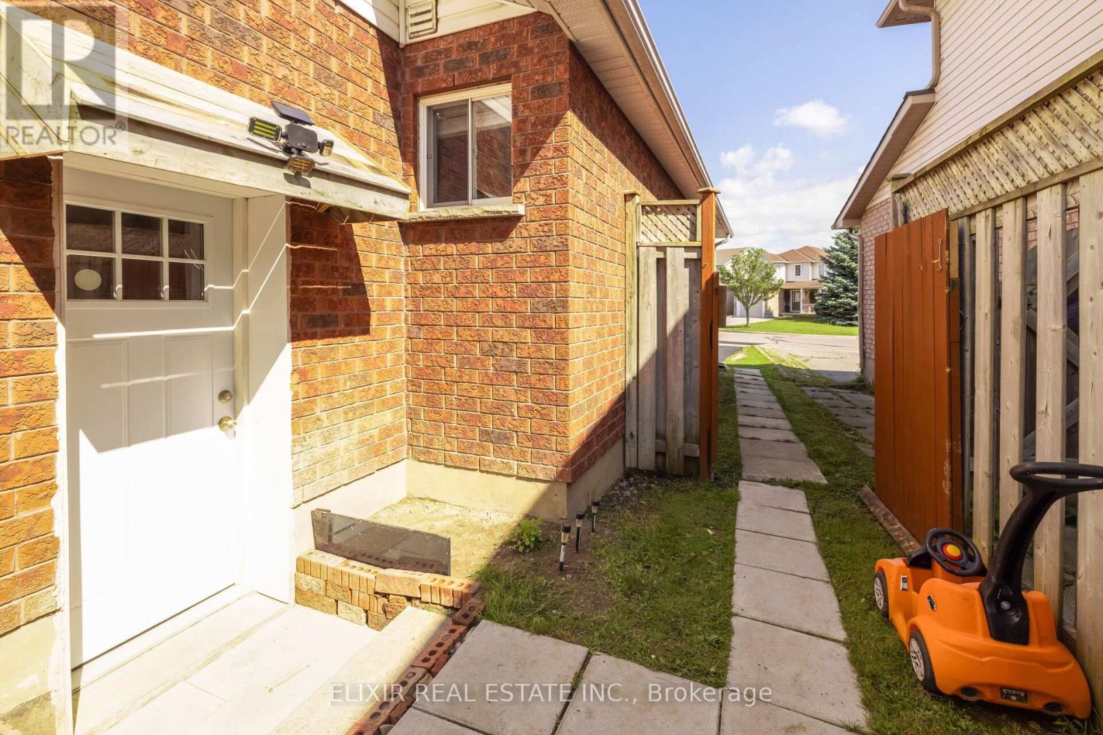 1875 Dalhousie Crescent, Oshawa (Samac), Ontario  L1G 8C4 - Photo 29 - E9047509