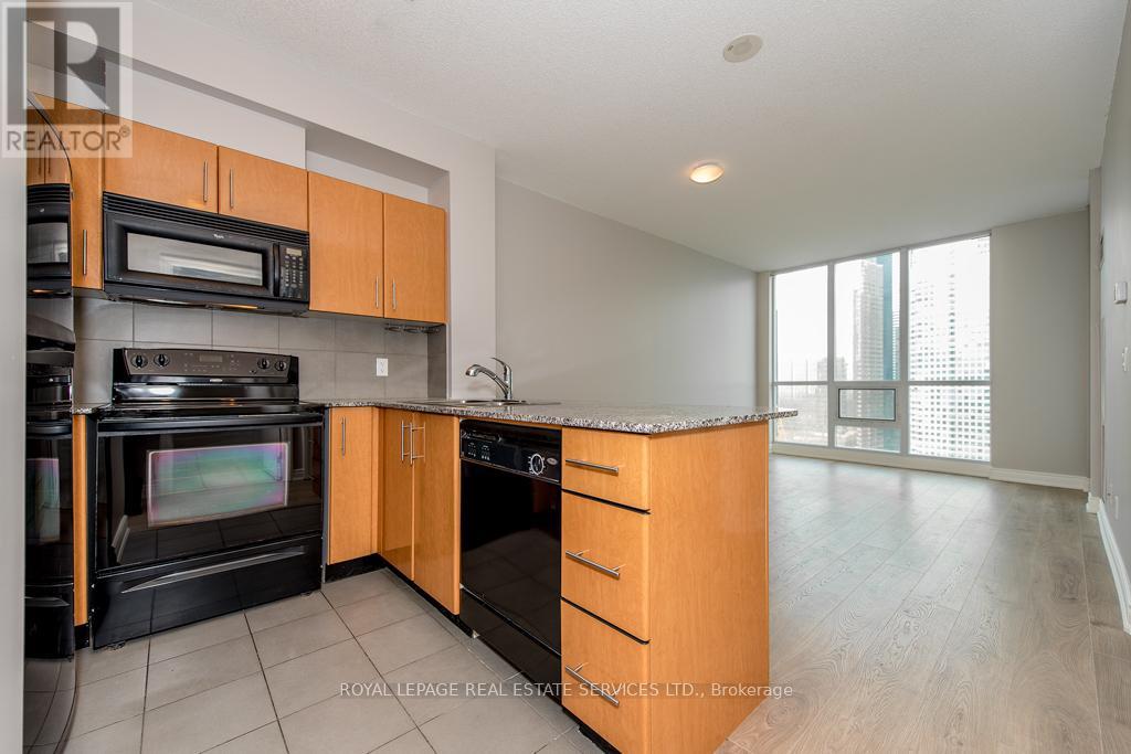 2903 - 16 Yonge Street, Toronto (Waterfront Communities), Ontario  M5E 1R4 - Photo 7 - C9047528