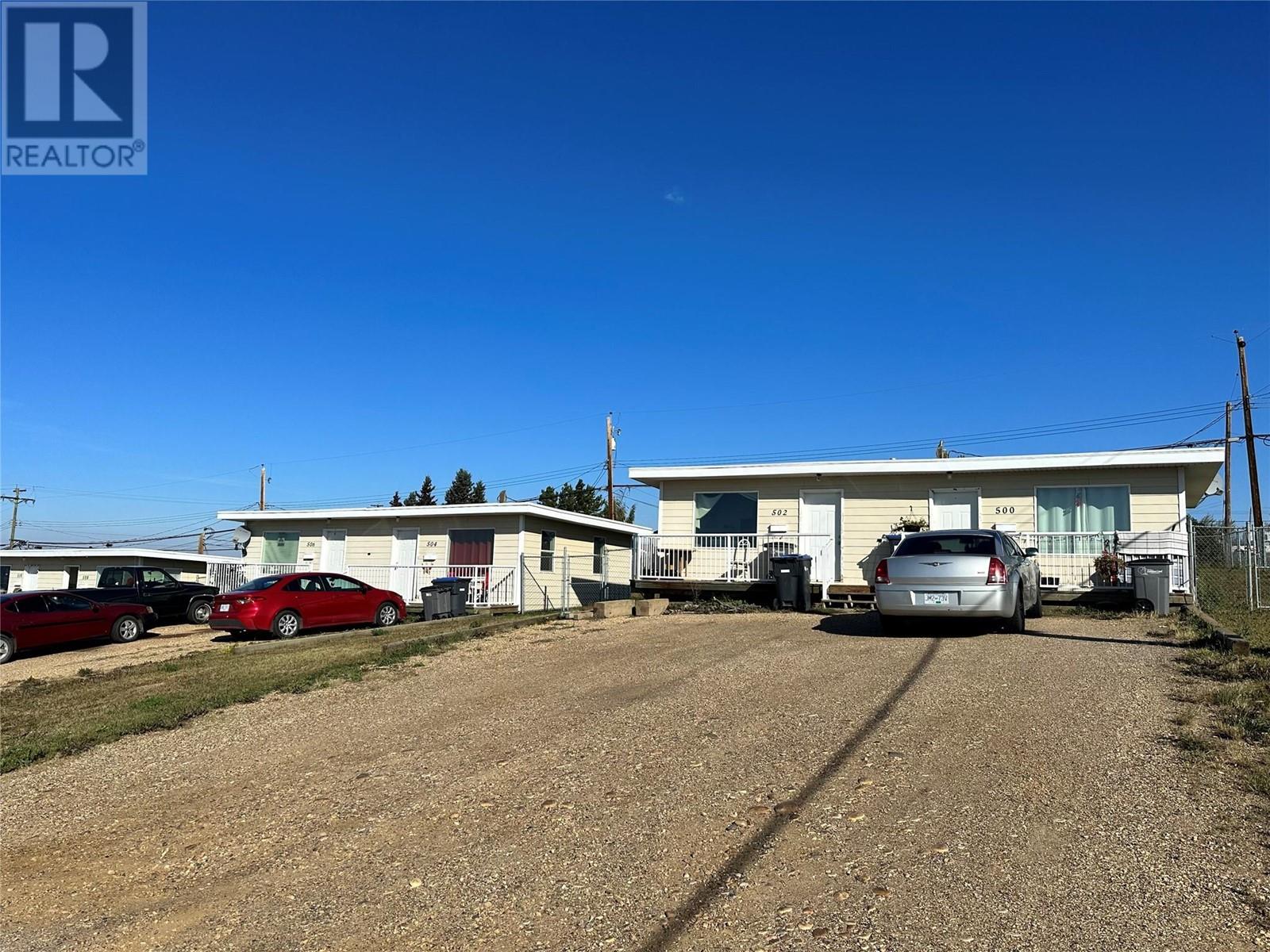 504 100A Avenue, dawson creek, British Columbia V1G1X7