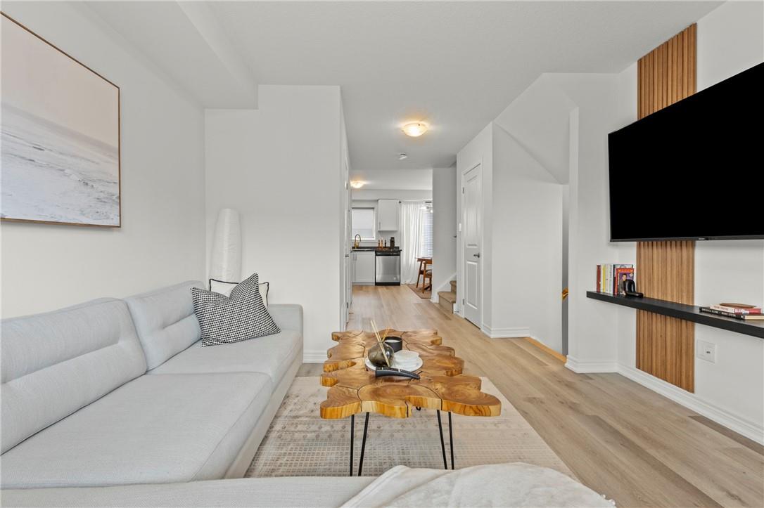 42 Radison Lane, Hamilton, Ontario  L8H 0B5 - Photo 8 - H4200725