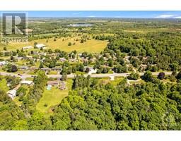 2561 RIDEAU FERRY ROAD