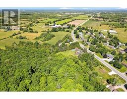 2561 RIDEAU FERRY ROAD