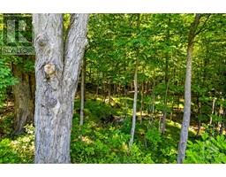 2561 RIDEAU FERRY ROAD