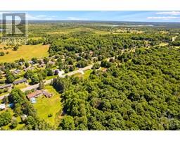 2561 RIDEAU FERRY ROAD