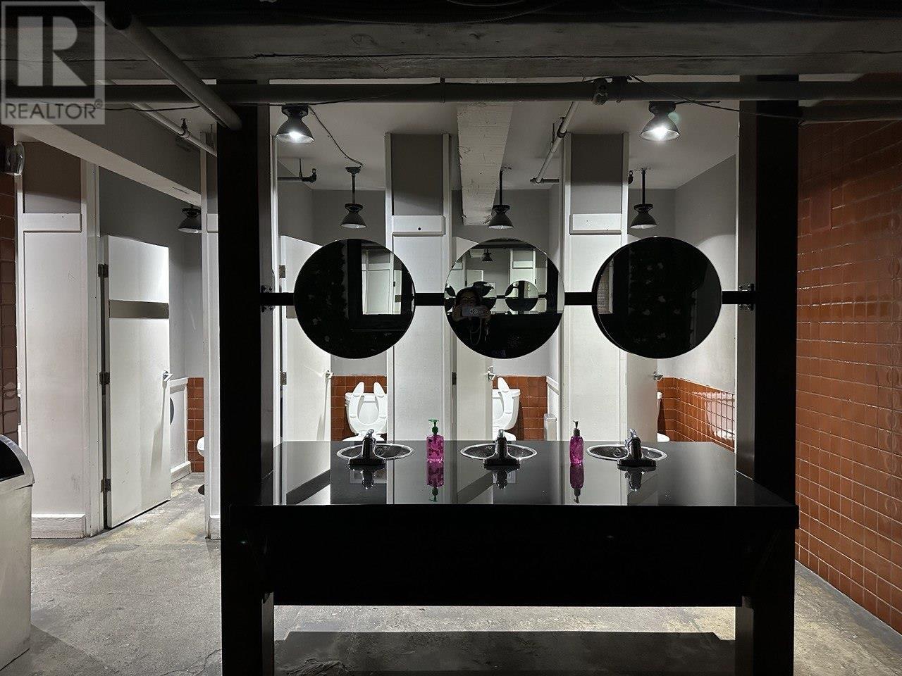 Listing Picture 25 of 28 : 1222 HAMILTON STREET, Vancouver / 溫哥華 - 魯藝地產 Yvonne Lu Group - MLS Medallion Club Member