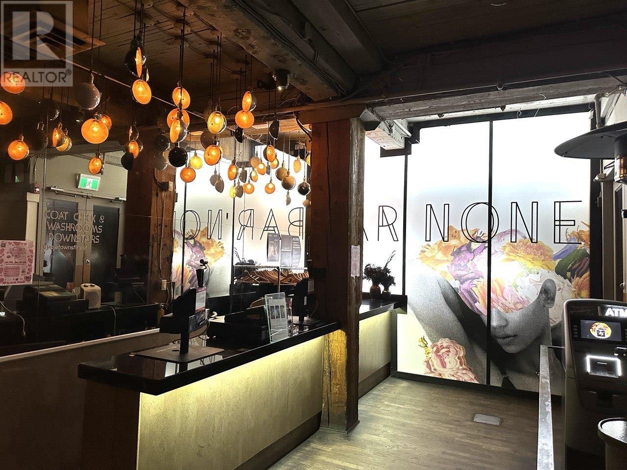 Listing Picture 27 of 28 : 1222 HAMILTON STREET, Vancouver / 溫哥華 - 魯藝地產 Yvonne Lu Group - MLS Medallion Club Member