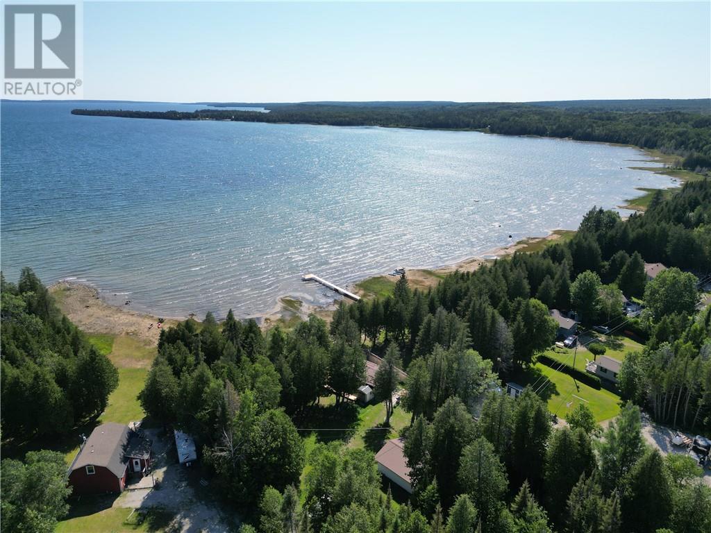 60 Leask Bay Shores Lane, Manitowaning, Ontario  P0P 2J0 - Photo 2 - 2118113