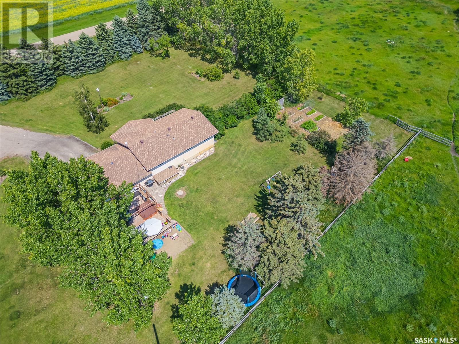 Brown Family Acreage, Aberdeen Rm No. 373, Saskatchewan  S0K 0A0 - Photo 6 - SK977192