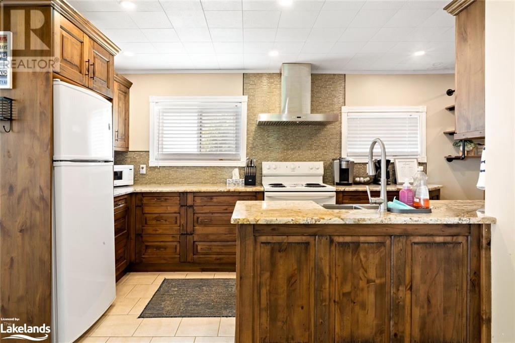 3 Gibson Street, Parry Sound, Ontario  P2A 1W5 - Photo 24 - 40621688