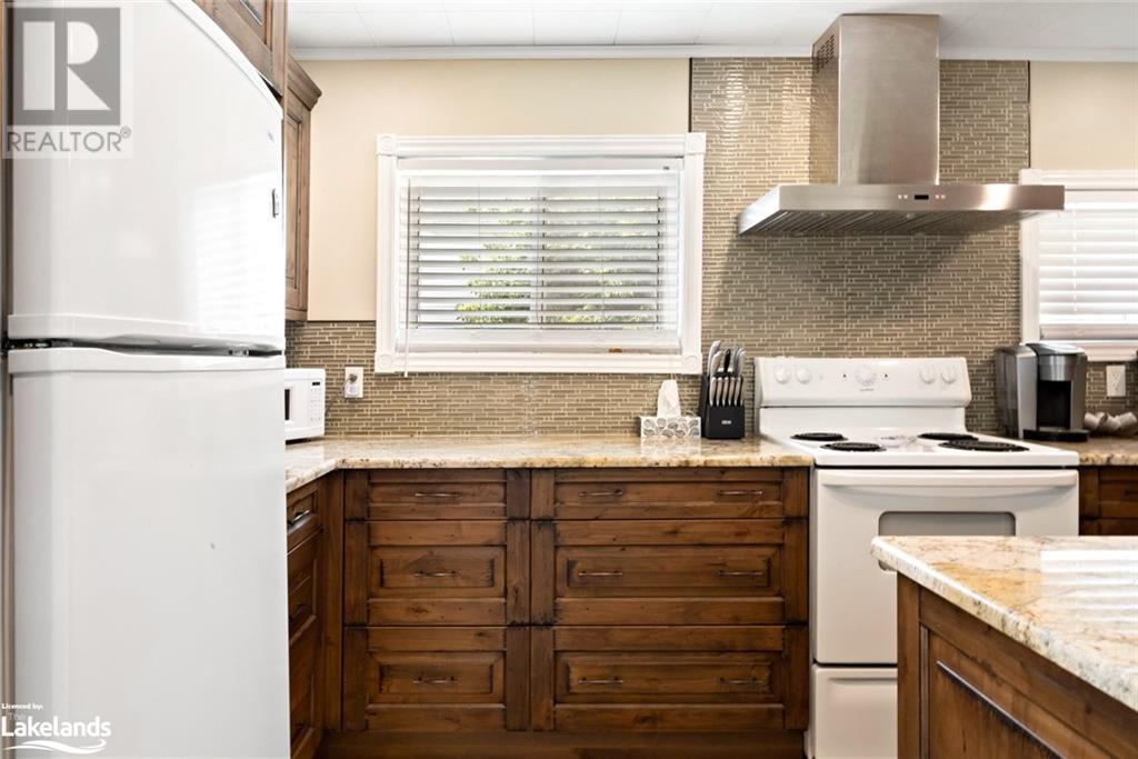 3 Gibson Street, Parry Sound, Ontario  P2A 1W5 - Photo 25 - 40621688