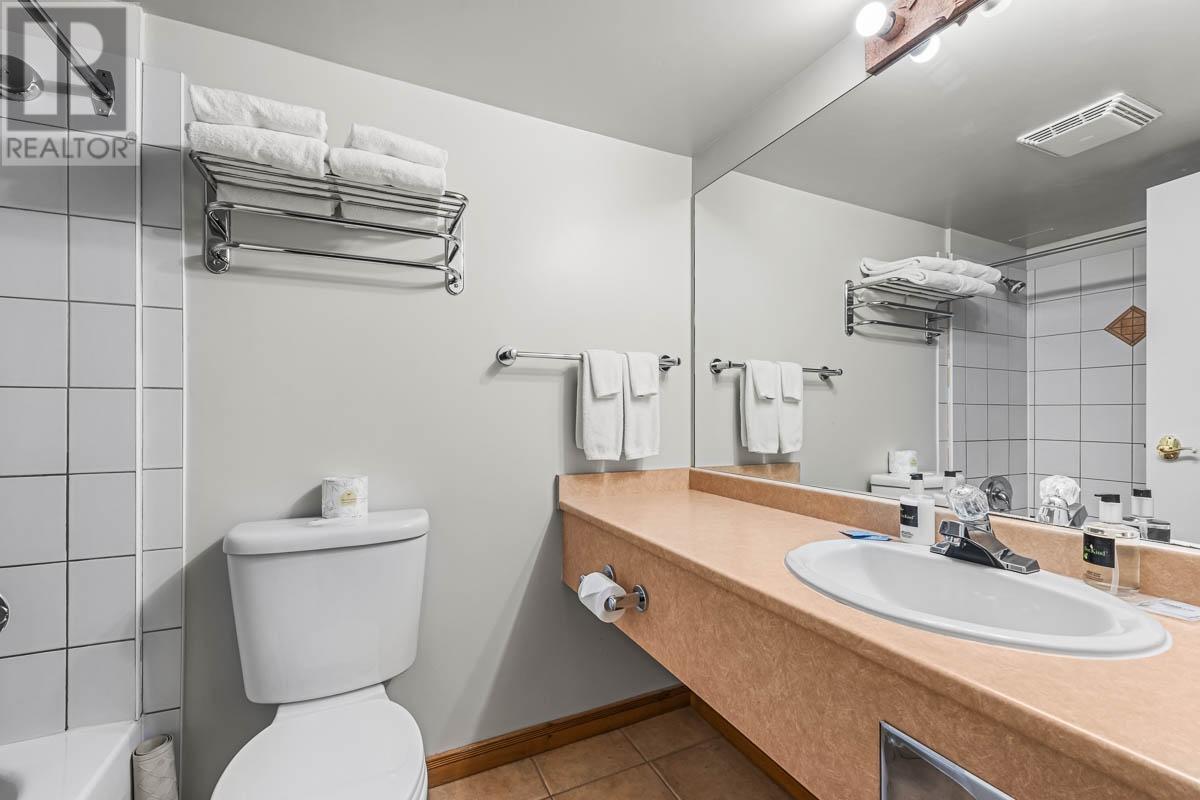 323-3160 Creekside Way, Sun Peaks, British Columbia  V0E 5N0 - Photo 12 - 179969